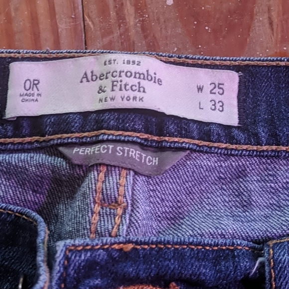 Abercrombie jeans - Picture 1 of 2